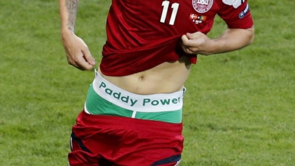 Bendter Exposes Paddy Power Pants In UEFA Euro 2012 Stunt